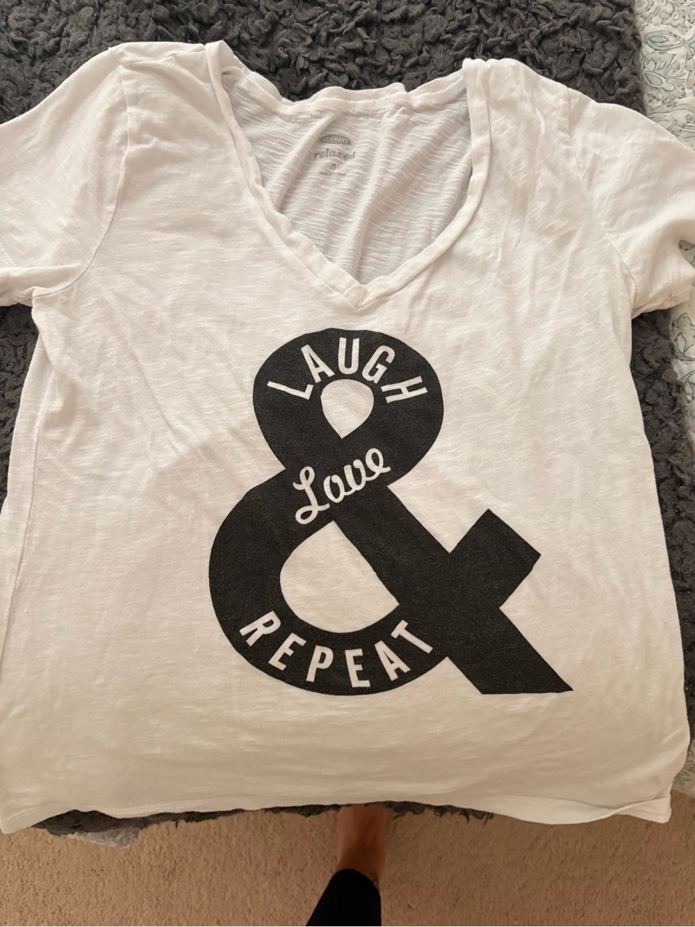 Old Navy White Relaxed V-Neck Tee